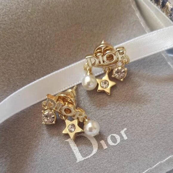 Dior Goldtone and White Pearl Earrings with Vintage Charm - Picture 1 of 7